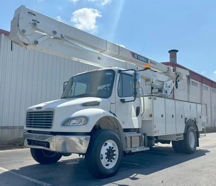 2019 Terex TC55 / Freightliner M2 - Bucket