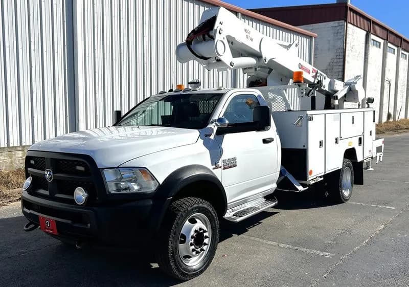 2016 Ram 5500 - Bucket