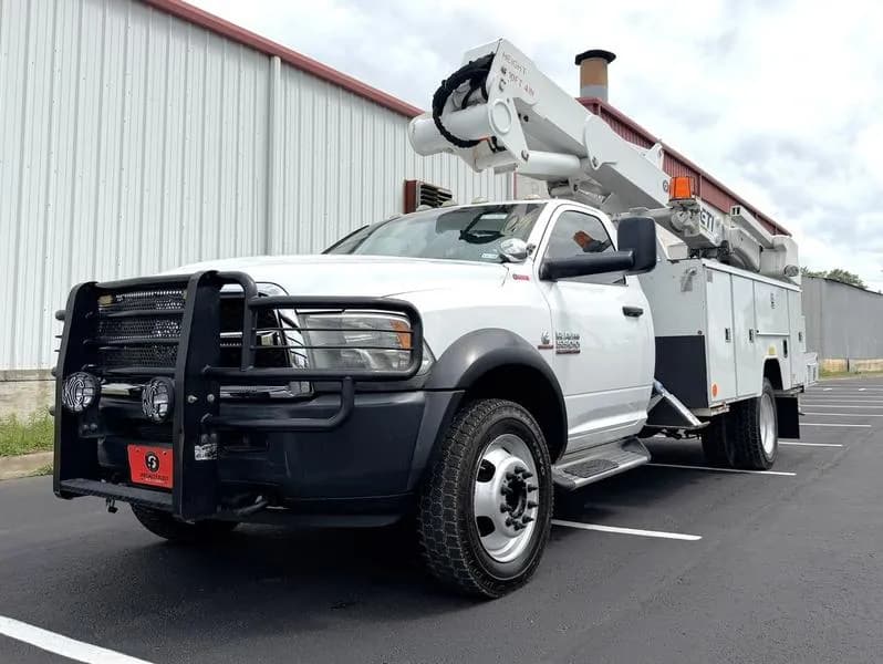 2014 Ram 5500 / ETI ETCMH37IH - - Bucket