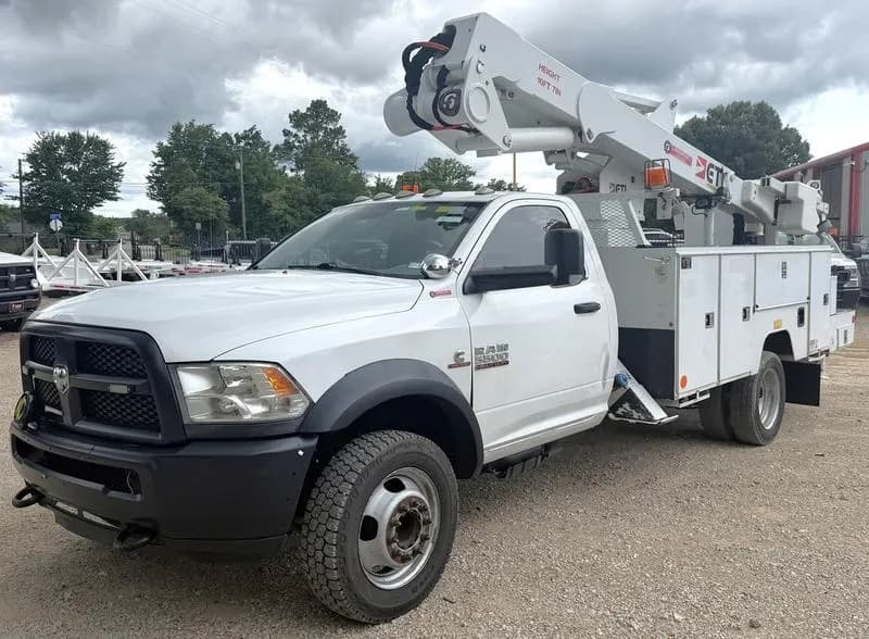 2017 Ram 5500 - Bucket