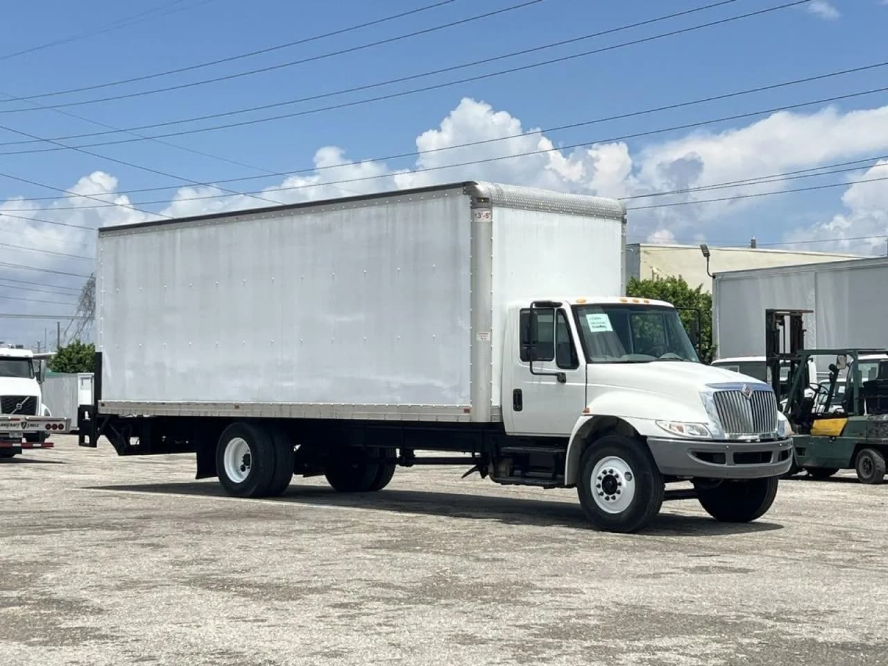 2018 International 4300 - Box