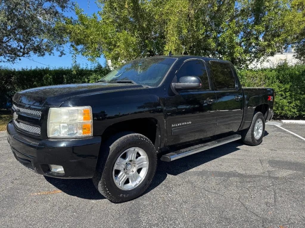 2014 Chevrolet Silverado 2500 LT - Pickup