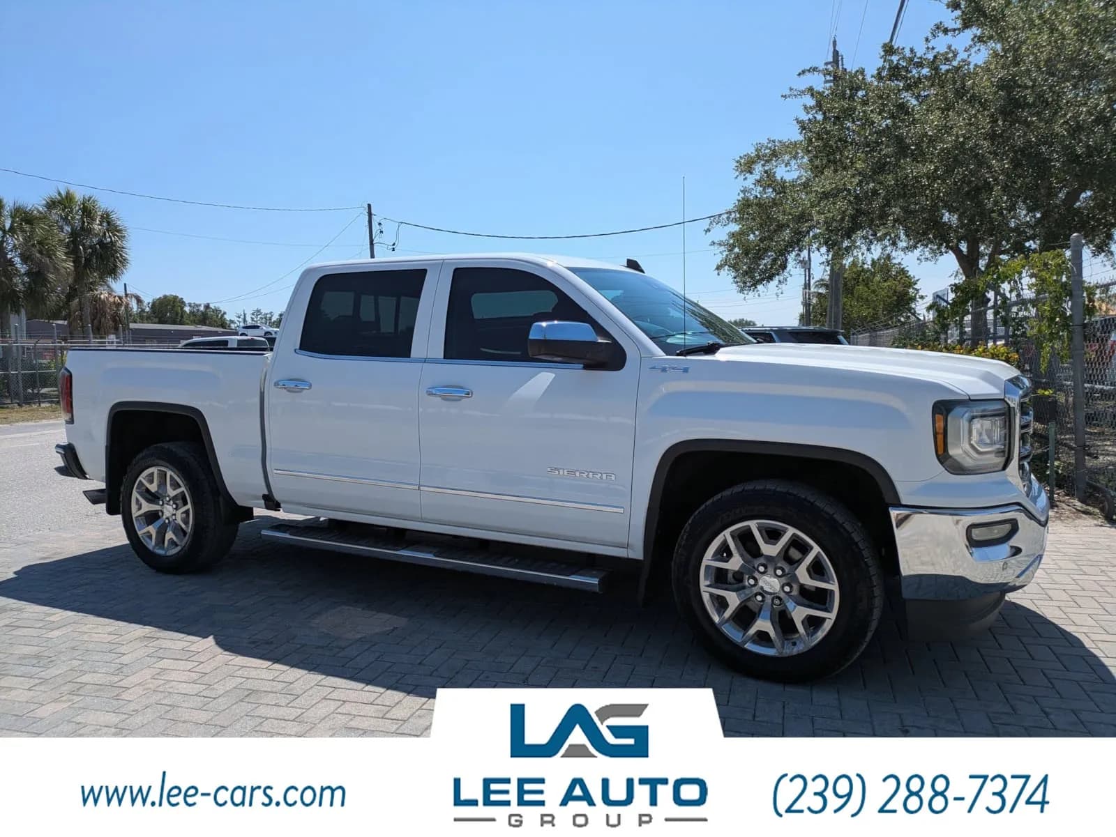 2017 GMC Sierra 1500 SLT - Pickup