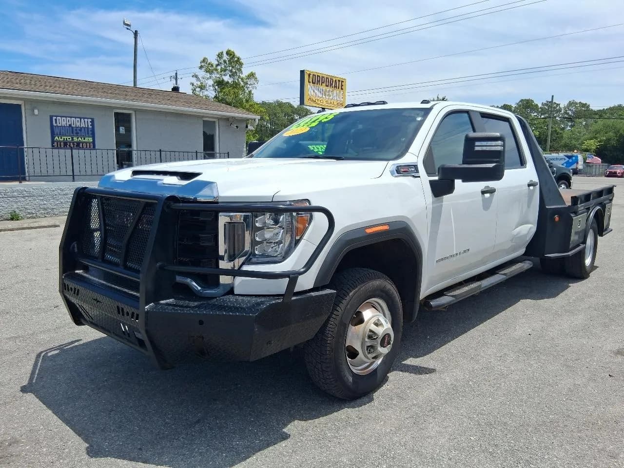2023 GMC Sierra 3500HD Pro Crew Cab - Pickup