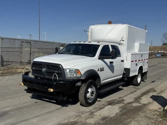 2015 Ram 5500 Crew Cab Walk In - Service