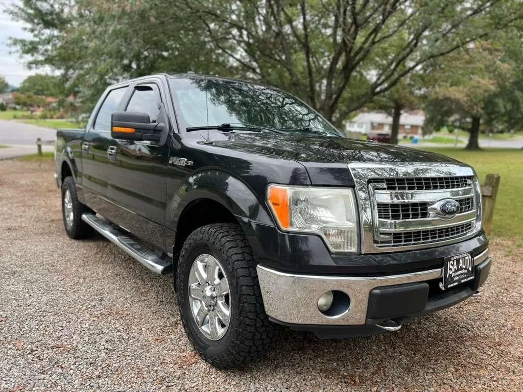 2013 Ford F-150 XL SuperCrew 5.5-ft Bed - Pickup