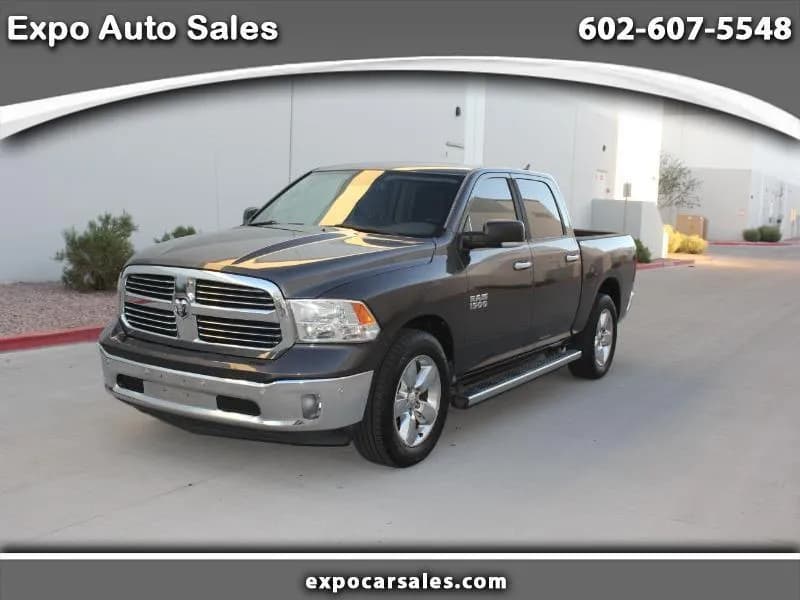 2017 Ram 1500 SLT BIG - Pickup