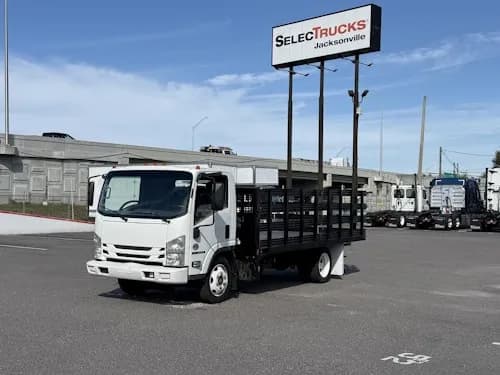2017 Isuzu NRR