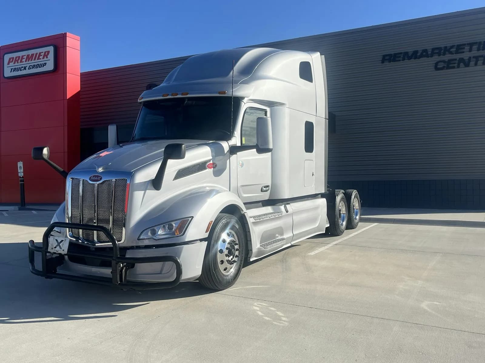 2023 Peterbilt 579