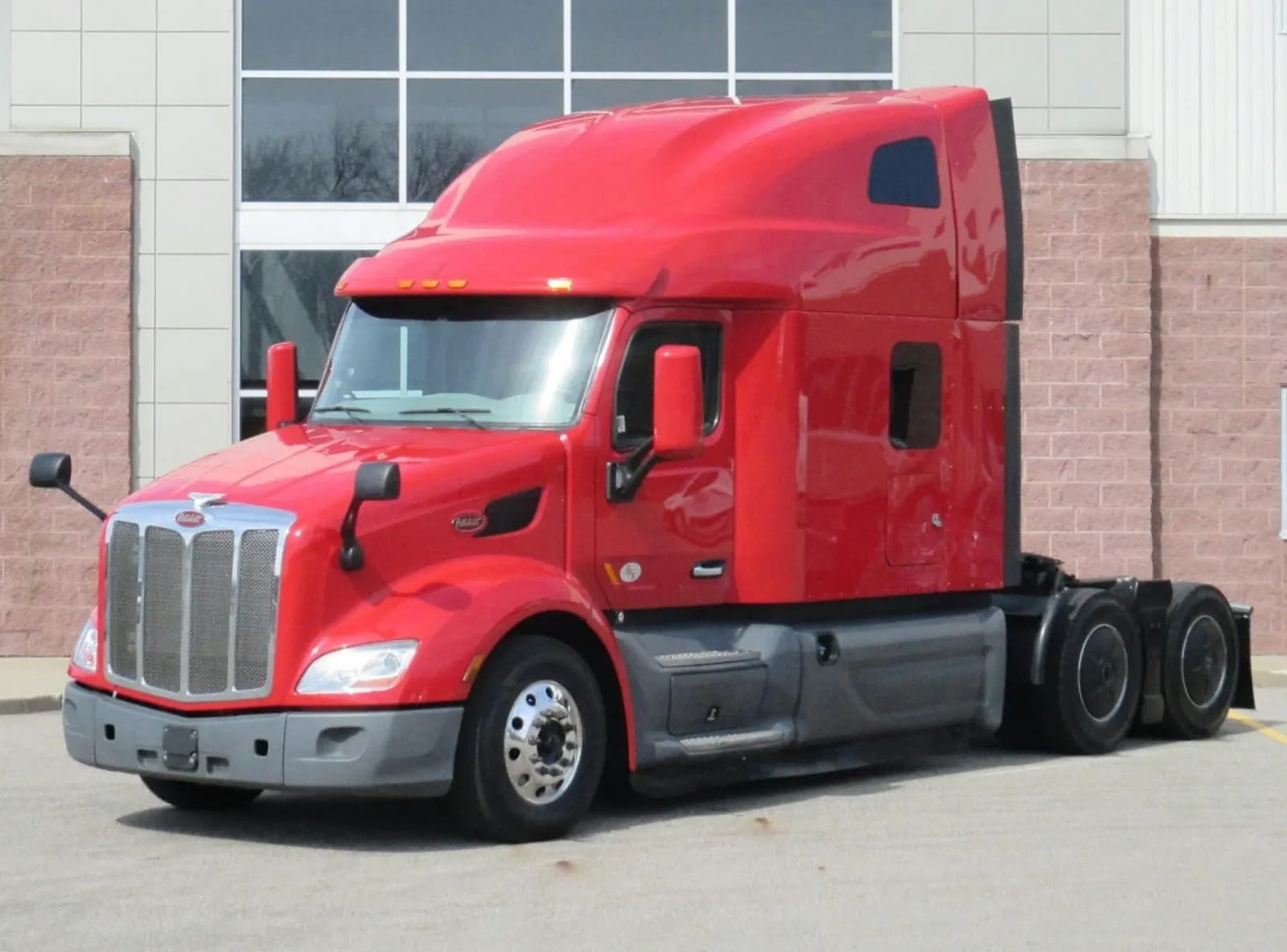 2022 Peterbilt 579