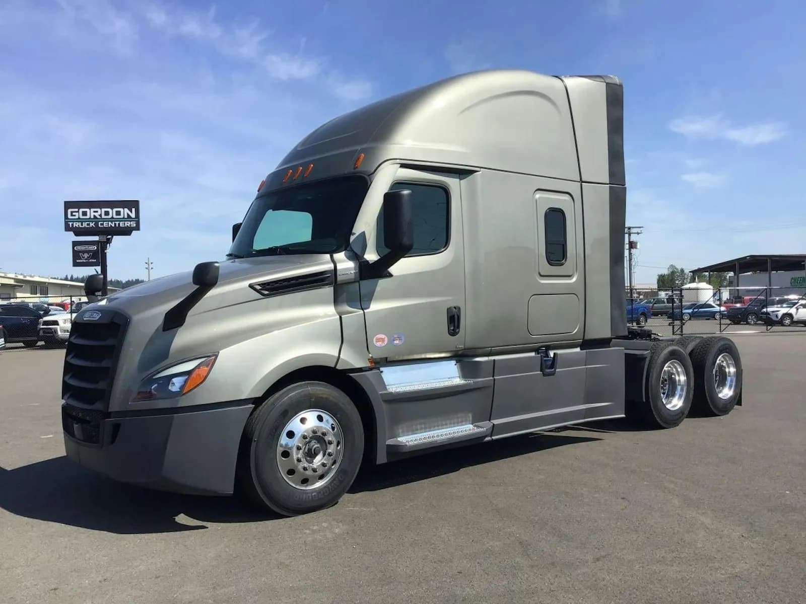2025 Freightliner Cascadia
