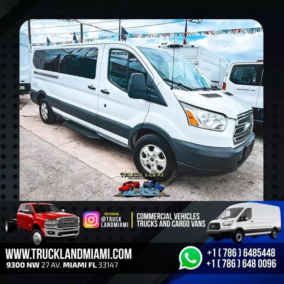 2017 Ford Transit XLT w/Low Roof w/Sliding Side Door Van 3D - Vans
