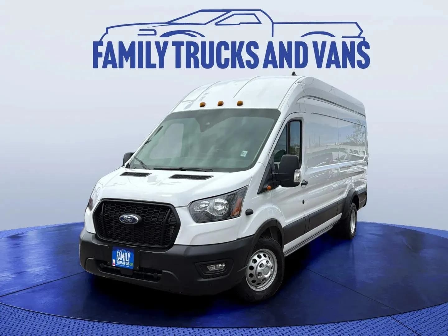 2022 Ford Transit Cargo - Vans