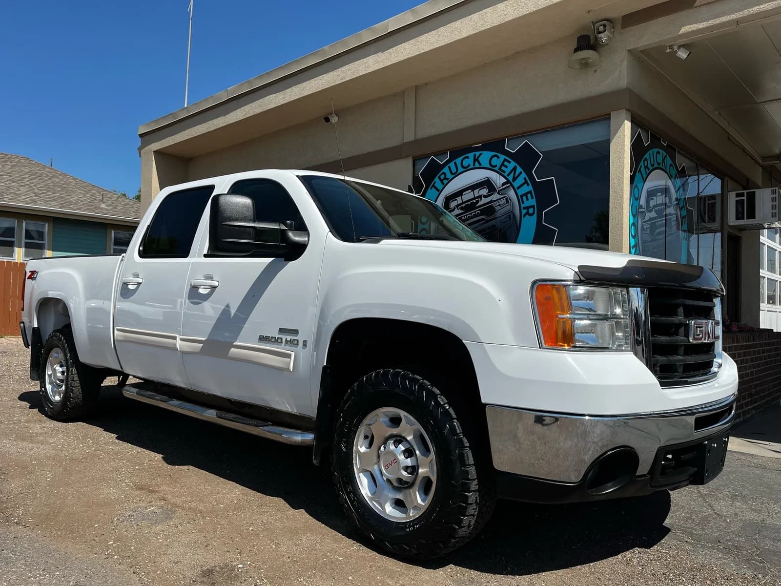 2009 GMC Sierra 2500HD - Pickup