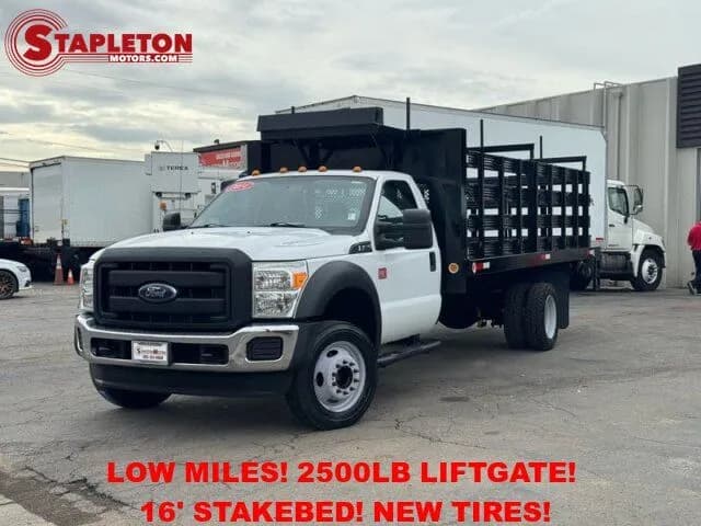 2014 Ford F-450 Chassis - Stake