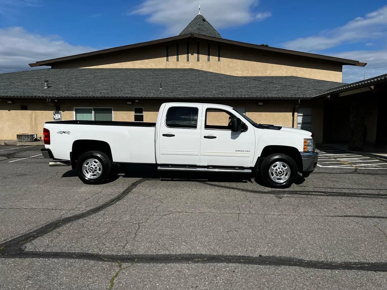 2013 Chevrolet Silverado 2500HD LT Crew Cab - Pickup