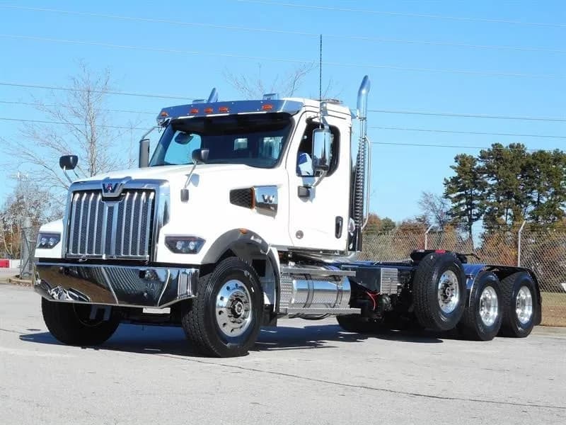 2026 Western Star 49X - Day Cab