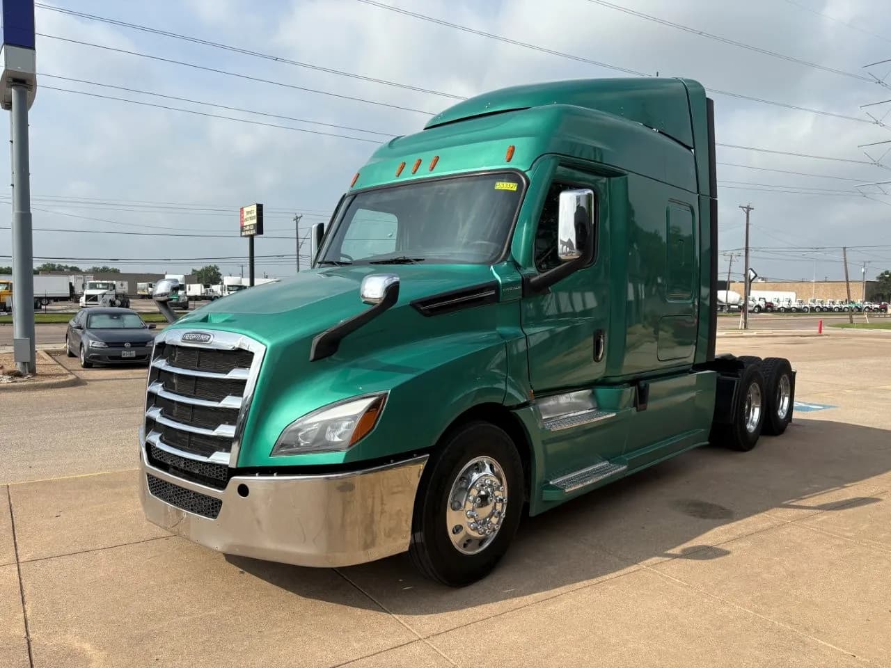 2023 Freightliner Cascadia