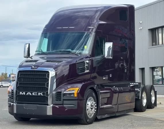 2026 Mack PR64T76H - Sleeper