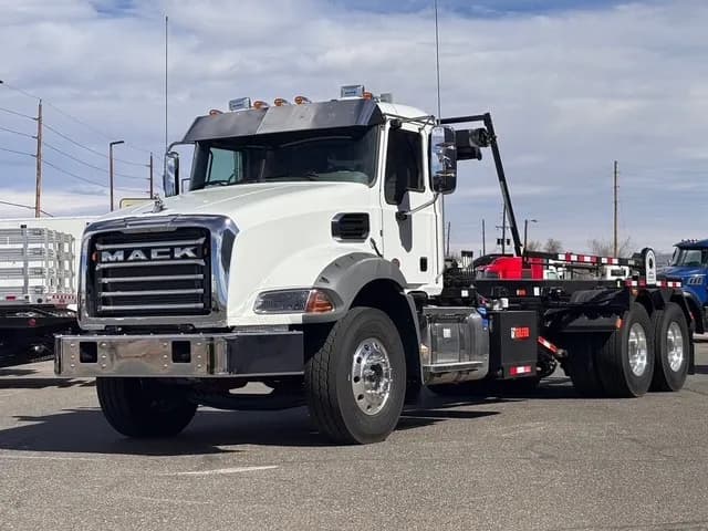 2026 Mack GR64B