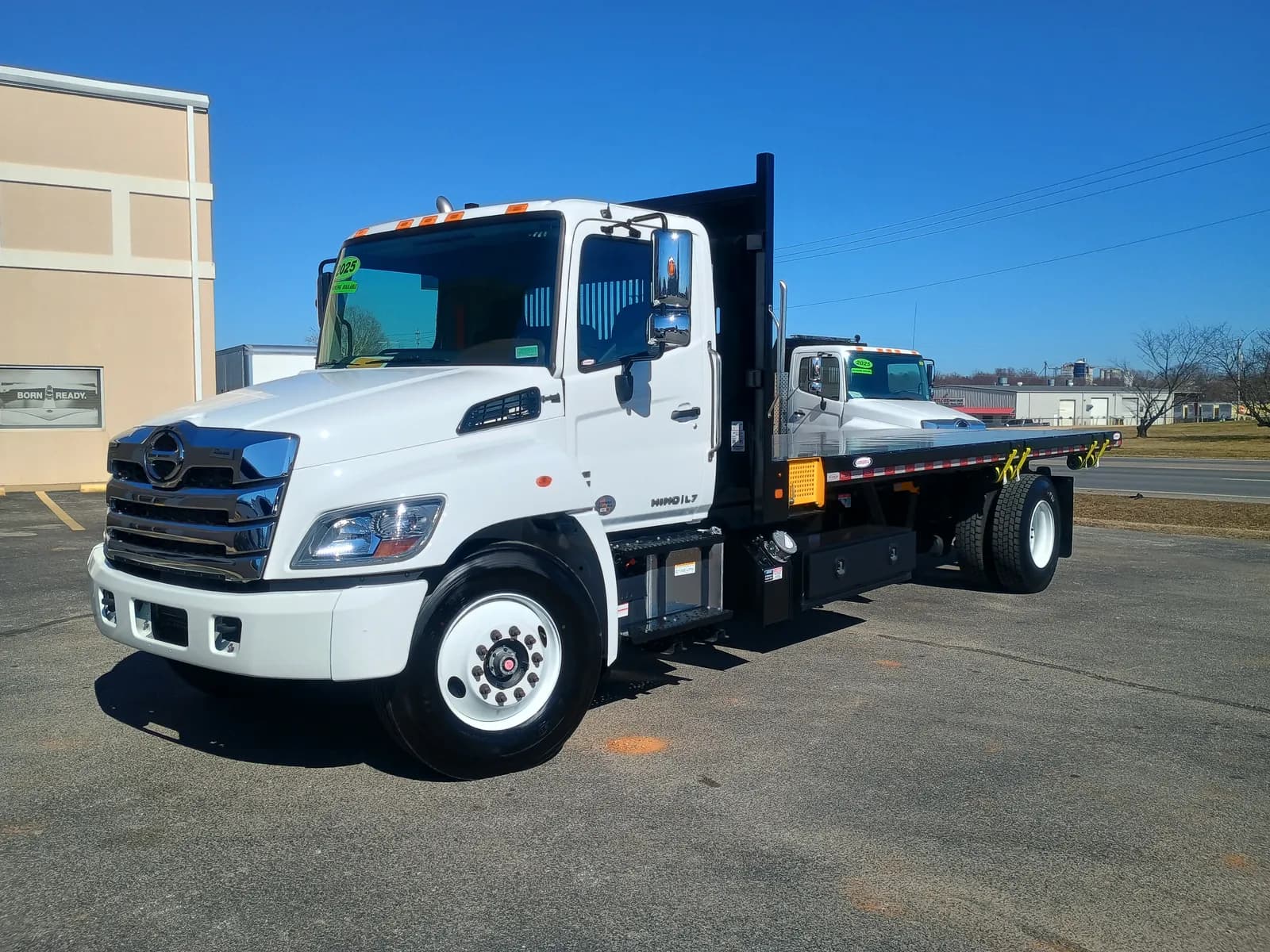 2025 Hino L7 - Dump