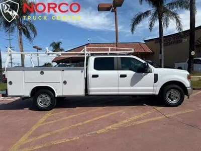 2022 Ford F-350 Super Duty XL Crew Cab 8' - Pickup