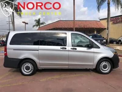 2019 Mercedes-Benz Metris Worker 7 Passenger - Vans