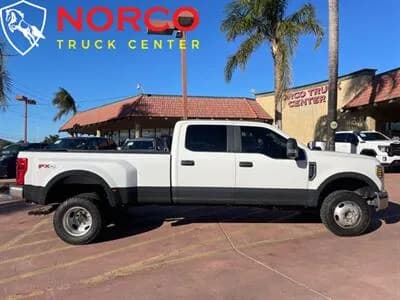 2019 Ford F-350 Super Duty XLT Crew Cab Long Bed Dually - Pickup