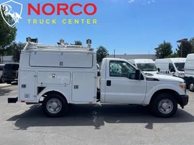 2013 Ford F-350 Super Duty XL - Service