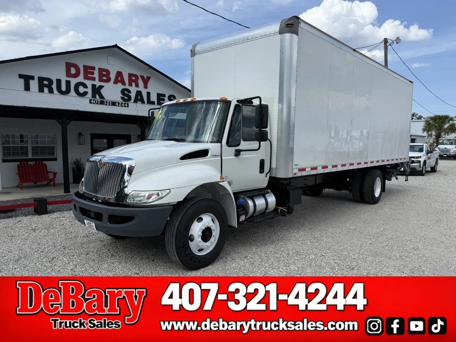 2019 International DuraStar 4300 - Box