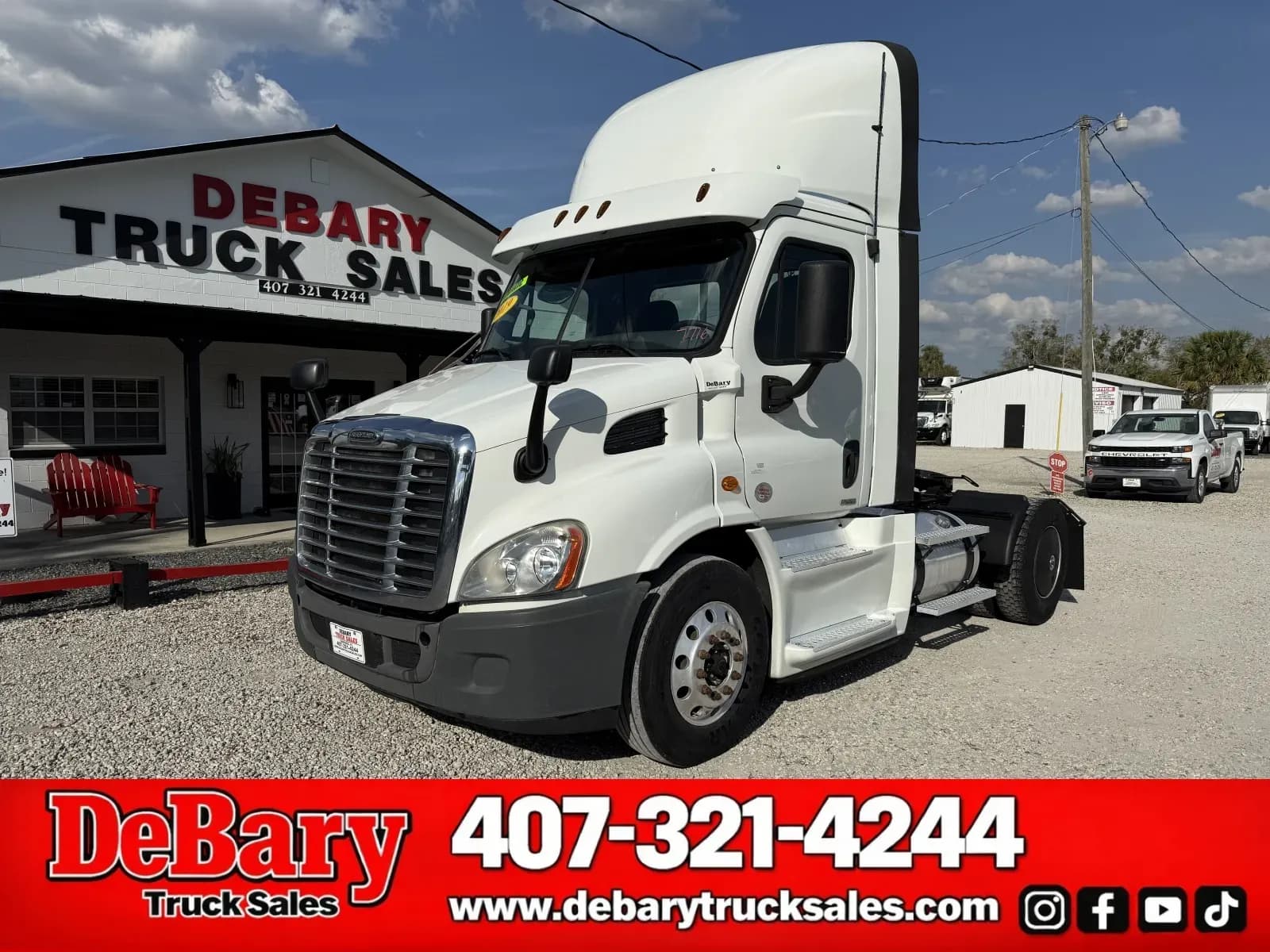 2019 Freightliner Cascadia - Day Cab