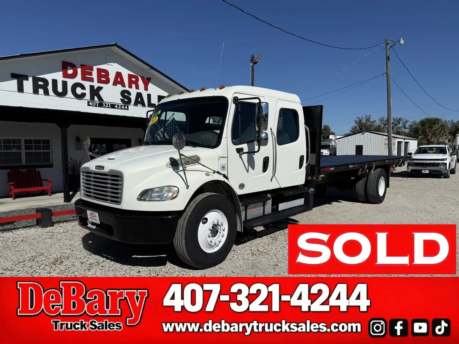 2015 Freightliner M2 106 - Flatbed