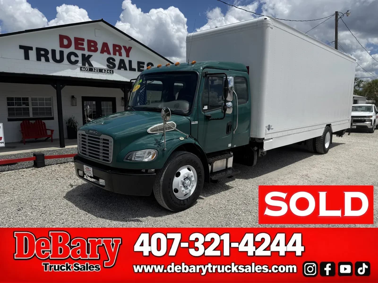 2016 Freightliner M2 106 - Box