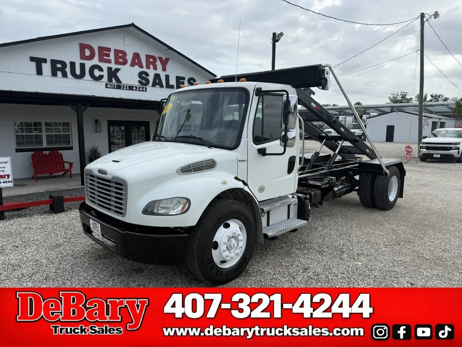 2018 Freightliner M2 106 - Garbage