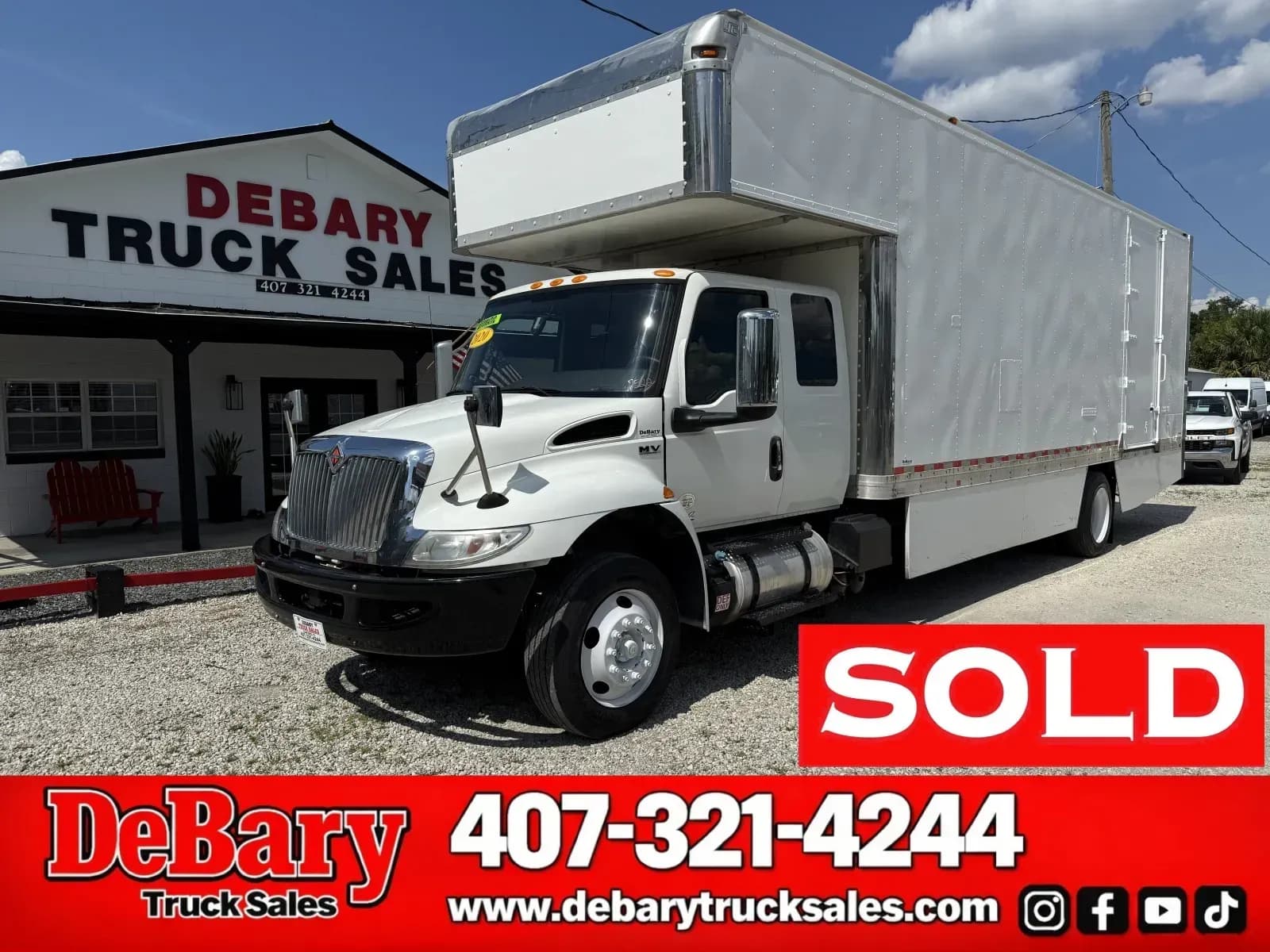 2020 International MV607 - Box