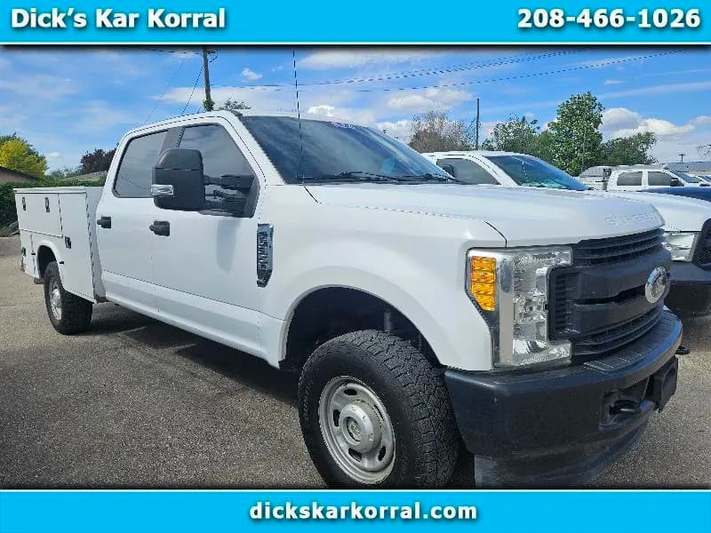 2017 Ford F-350 SD XL Crew Cab Long Bed - Pickup