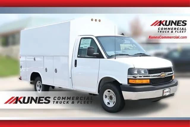 2025 Chevrolet Express 3500 - Pickup