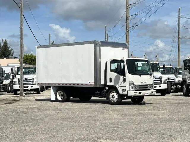 2024 Isuzu NPR-HD GAS - Box