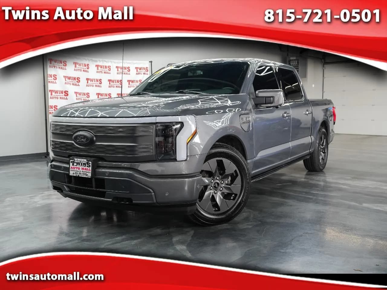 2023 Ford F-150 Lightning Pro - Pickup