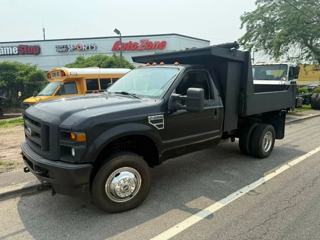 2010 Ford F350 SD - Dump