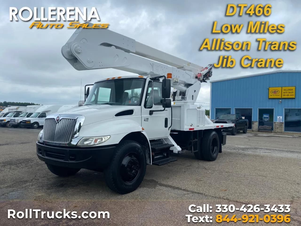 2003 International 4300 - Bucket