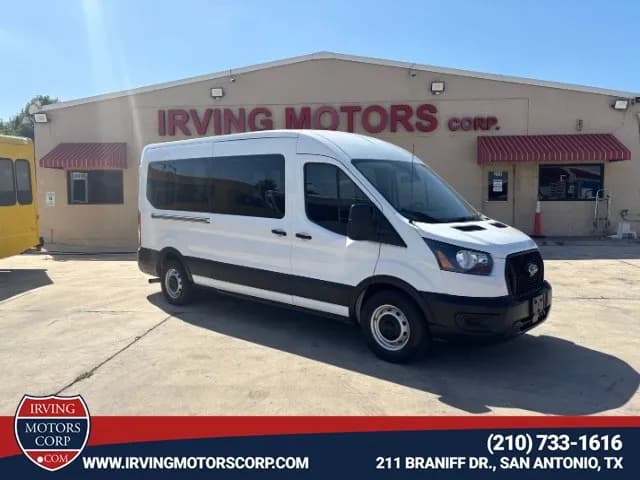 2022 Ford Transit Passenger Wagon XL - Vans