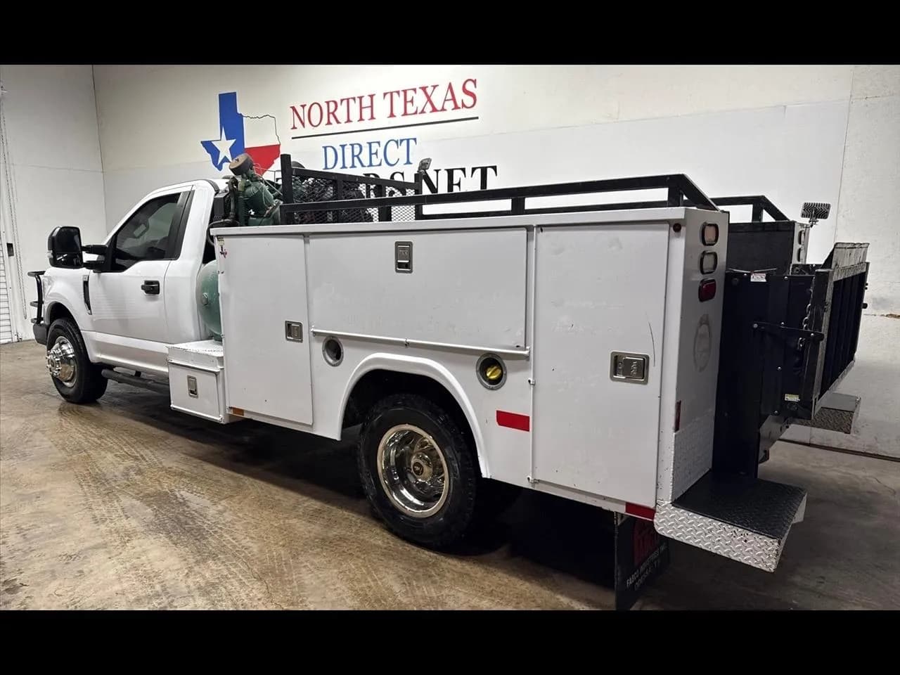 2022 Ford F-350 SD XL - Pickup