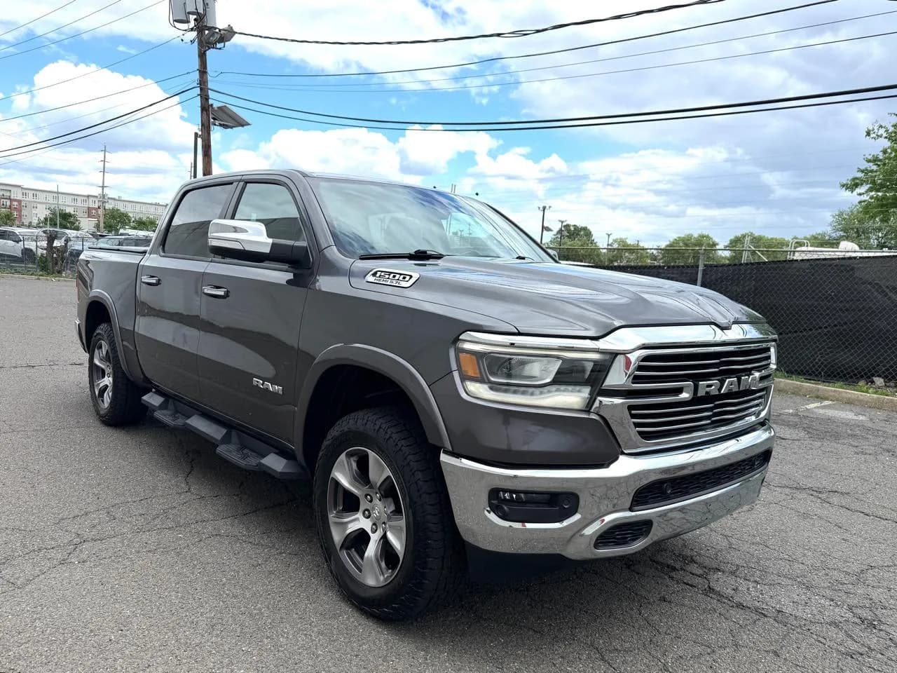 2019 Ram 1500 Laramie - Pickup