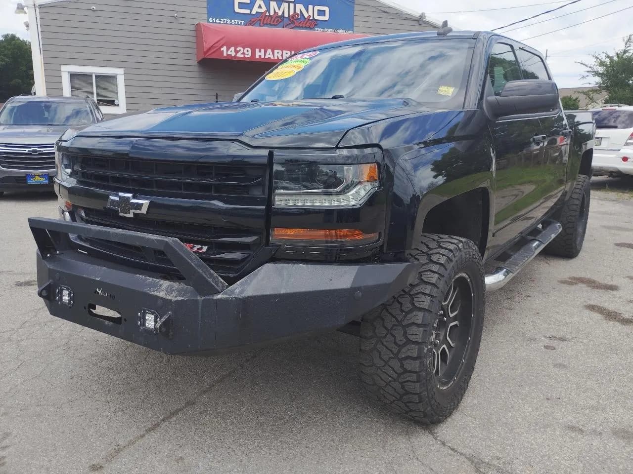 2017 Chevrolet Silverado 1500 LT Crew Cab - Pickup