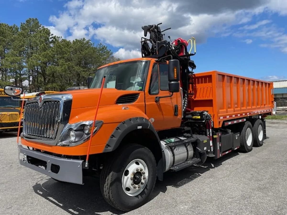 2019 International WORKSTAR 7600