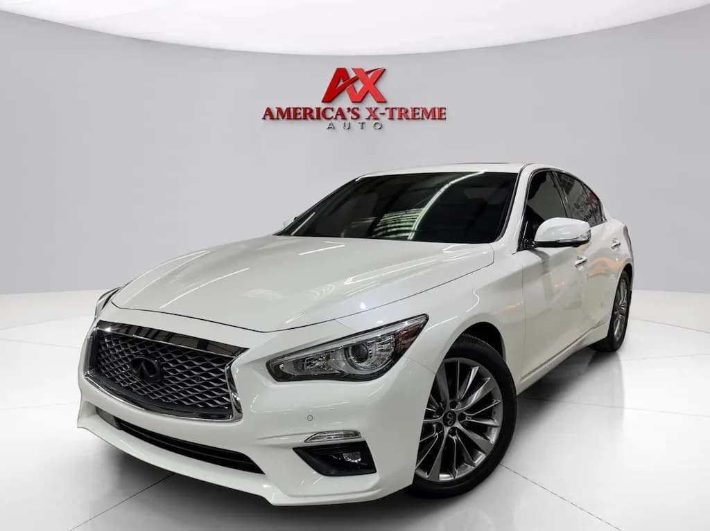 2024 Infinitiq50 LUXE