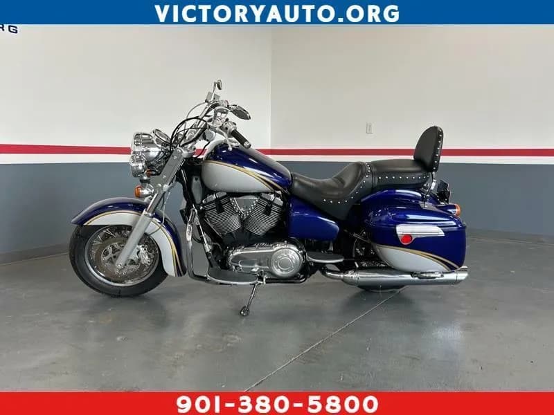 2005 Victory Touring