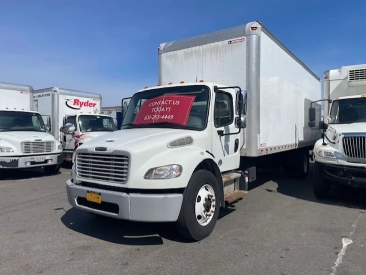 2019 Freightliner M2 106 - Box