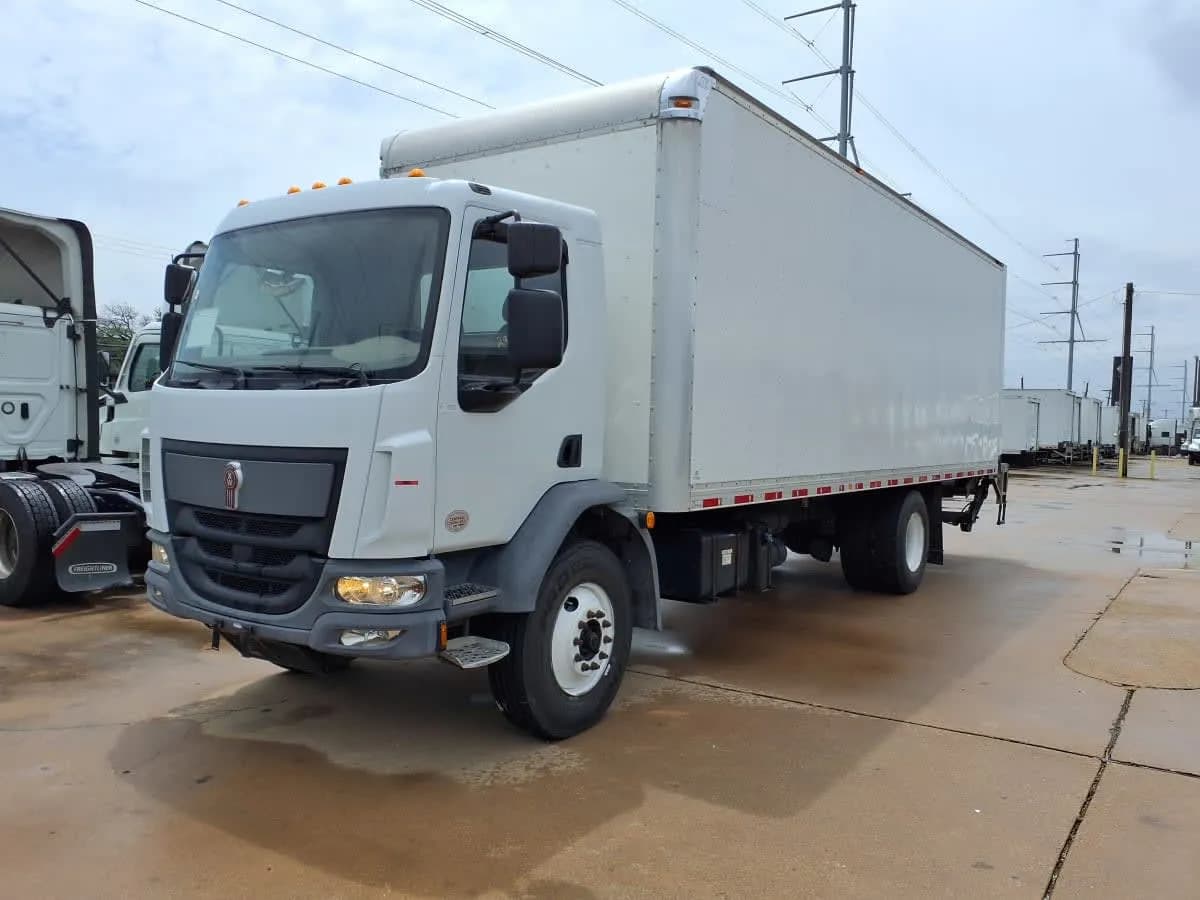 2020 Kenworth K270 - Box